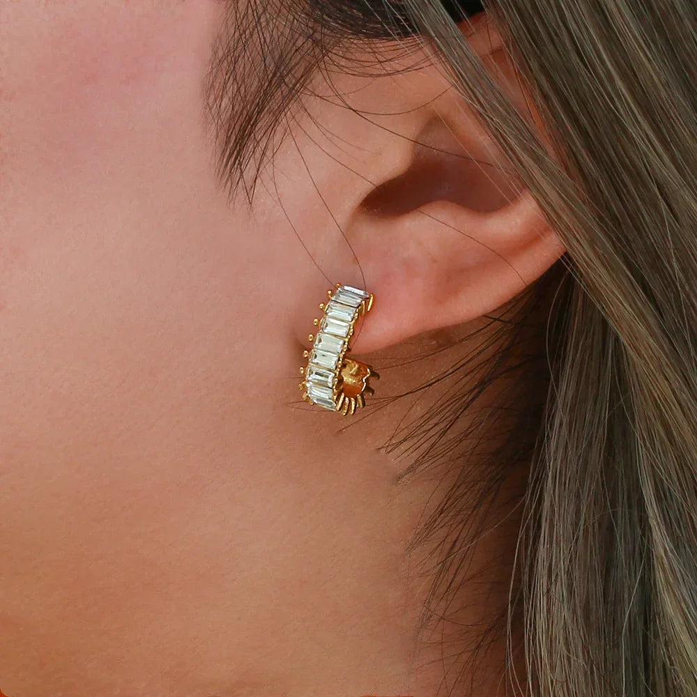 Agnes Diamond Earrings – 18K Gold Jewellery | Milvanna