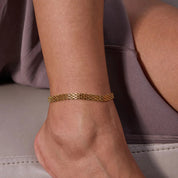 Avelie Mesh Chain Gold Anklet – 18K Gold Jewellery | Milvanna