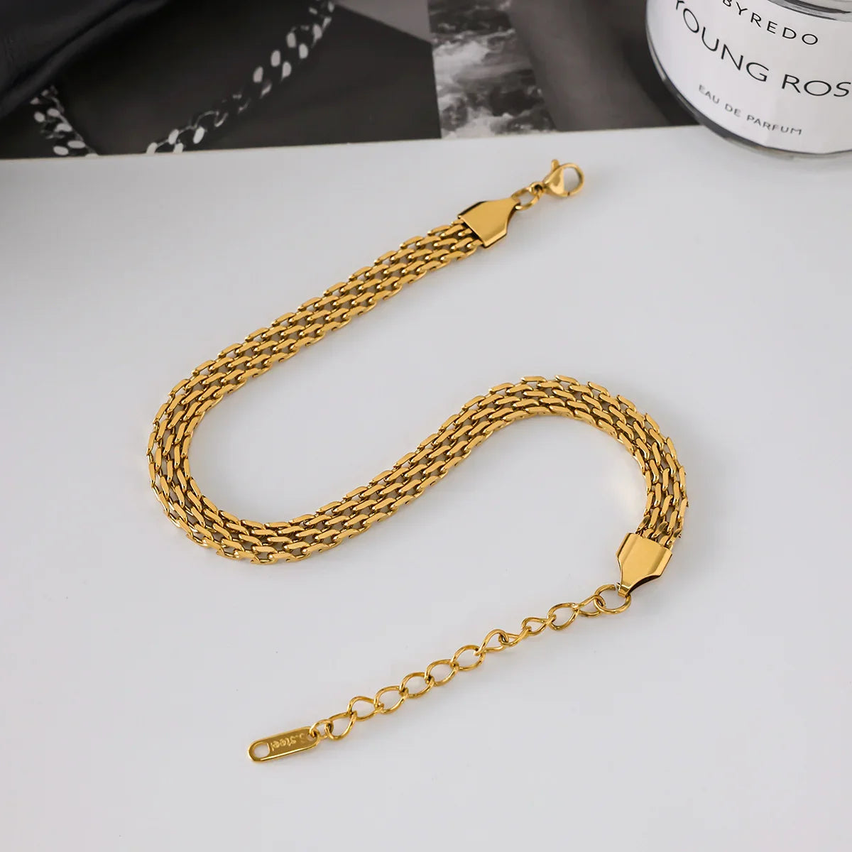 Avelie Mesh Chain Gold Anklet – 18K Gold Jewellery | Milvanna