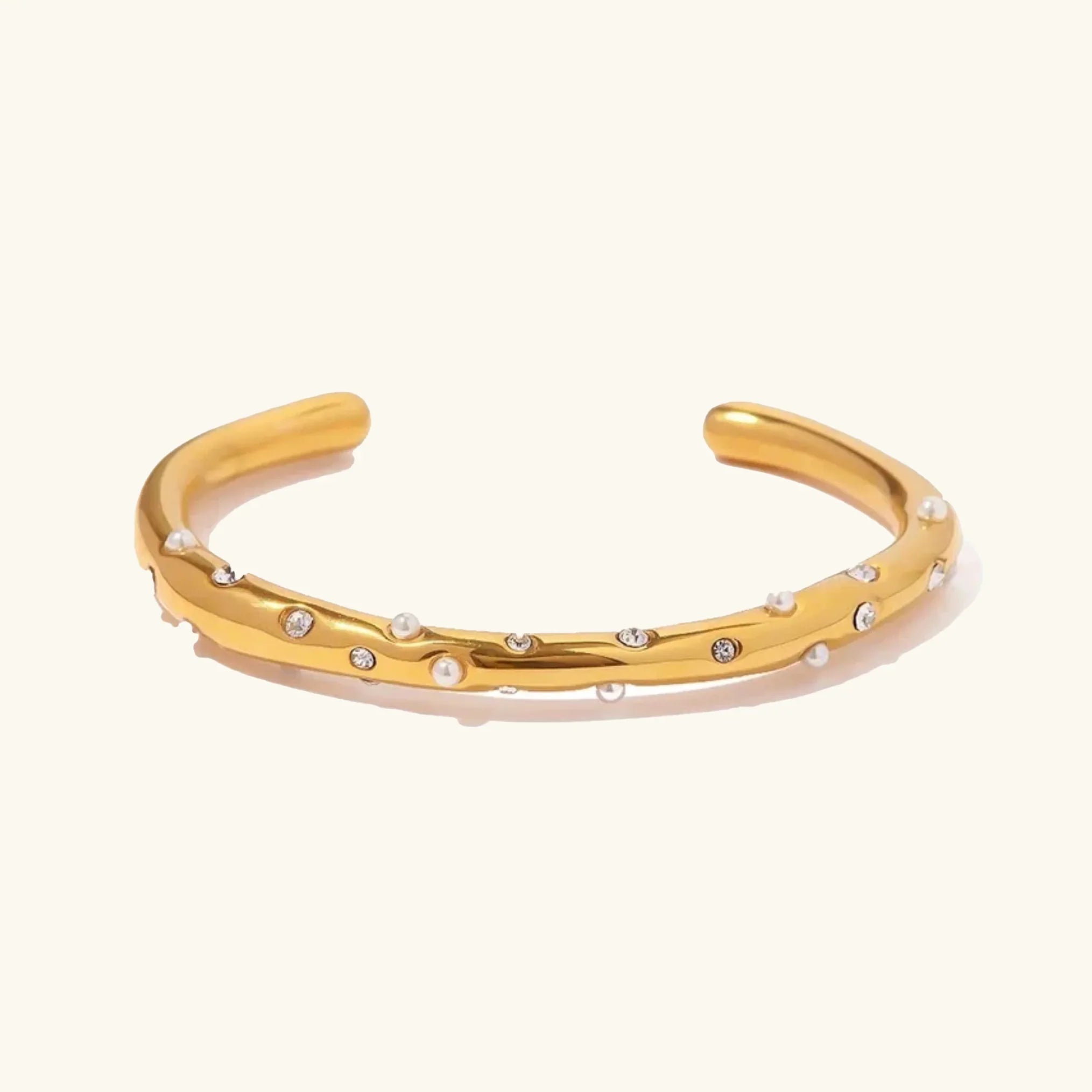 Corisande Gold Bangle – 18K Gold Jewellery | Milvanna