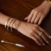 Cressida Diamond Hand Chain – 18K Gold Jewellery | Milvanna