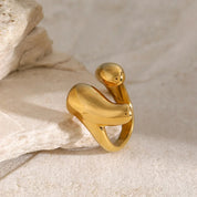 Abstract Gold Ring – Milvanna jewelry Ring detail view
