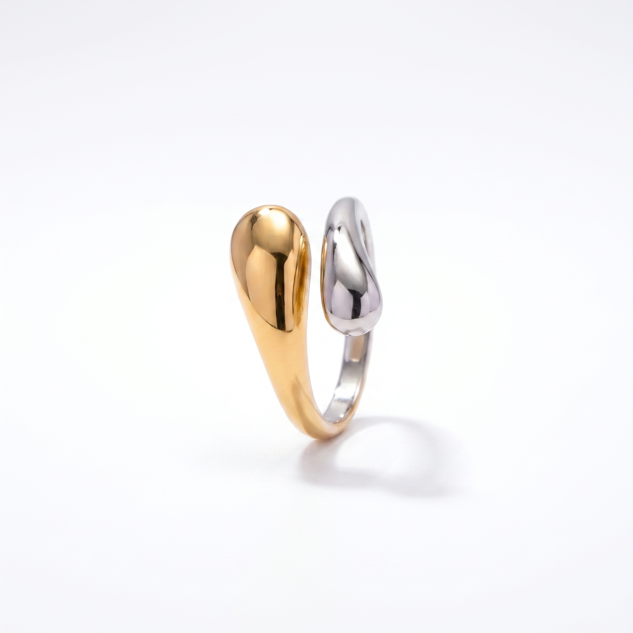 Milvanna-Cora Gold Ring