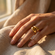 Milvanna-Cora Gold Ring