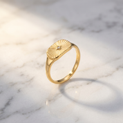 Milvanna-Aglaia Gold Ring