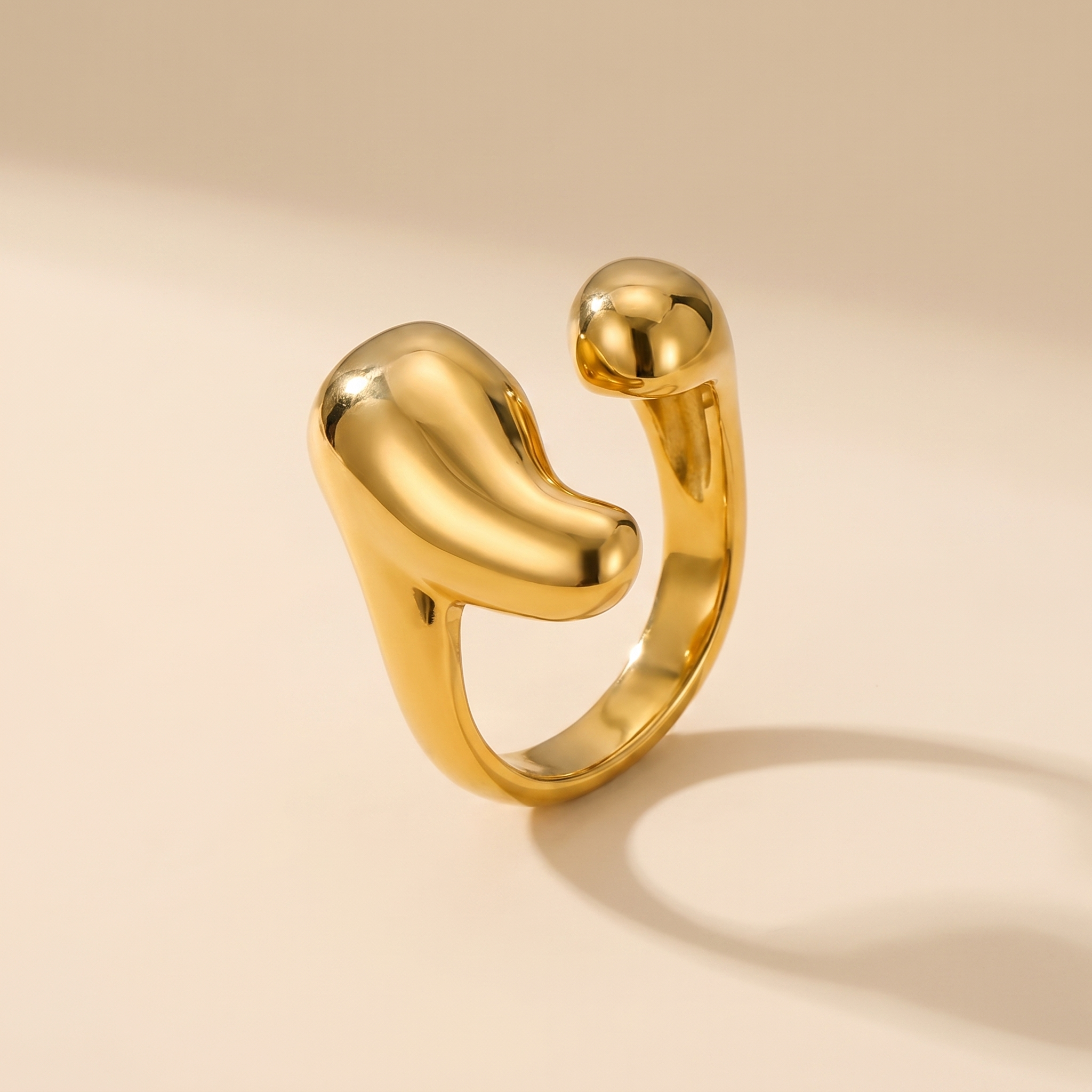 Milvanna-Abstract Gold Ring