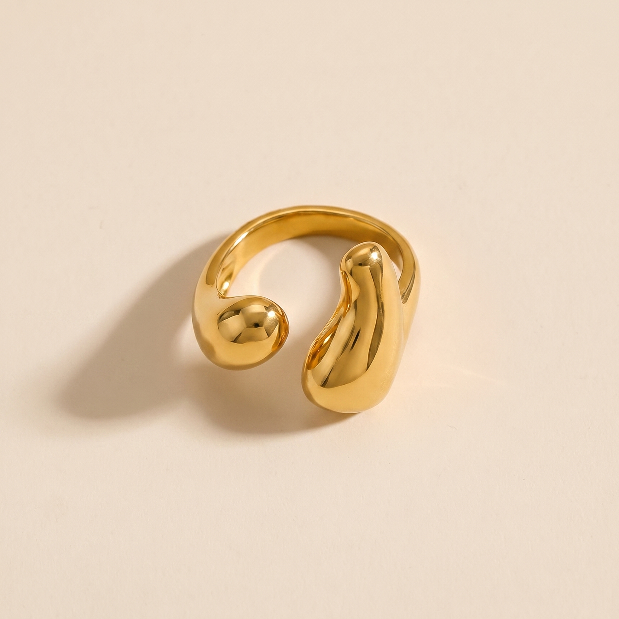 Milvanna-Abstract Gold Ring