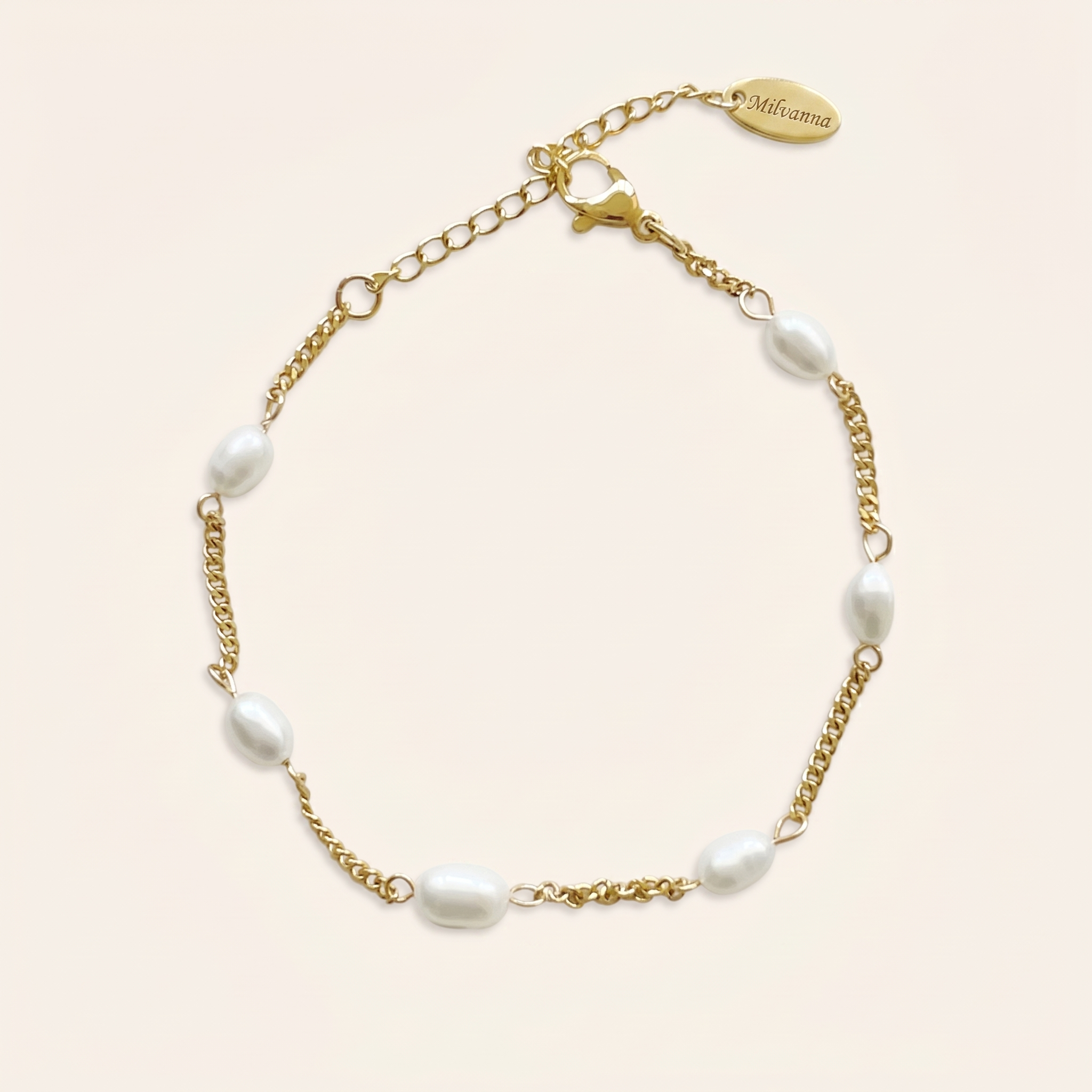 Milvanna-Coralie Freshwater Pearl Bracelet