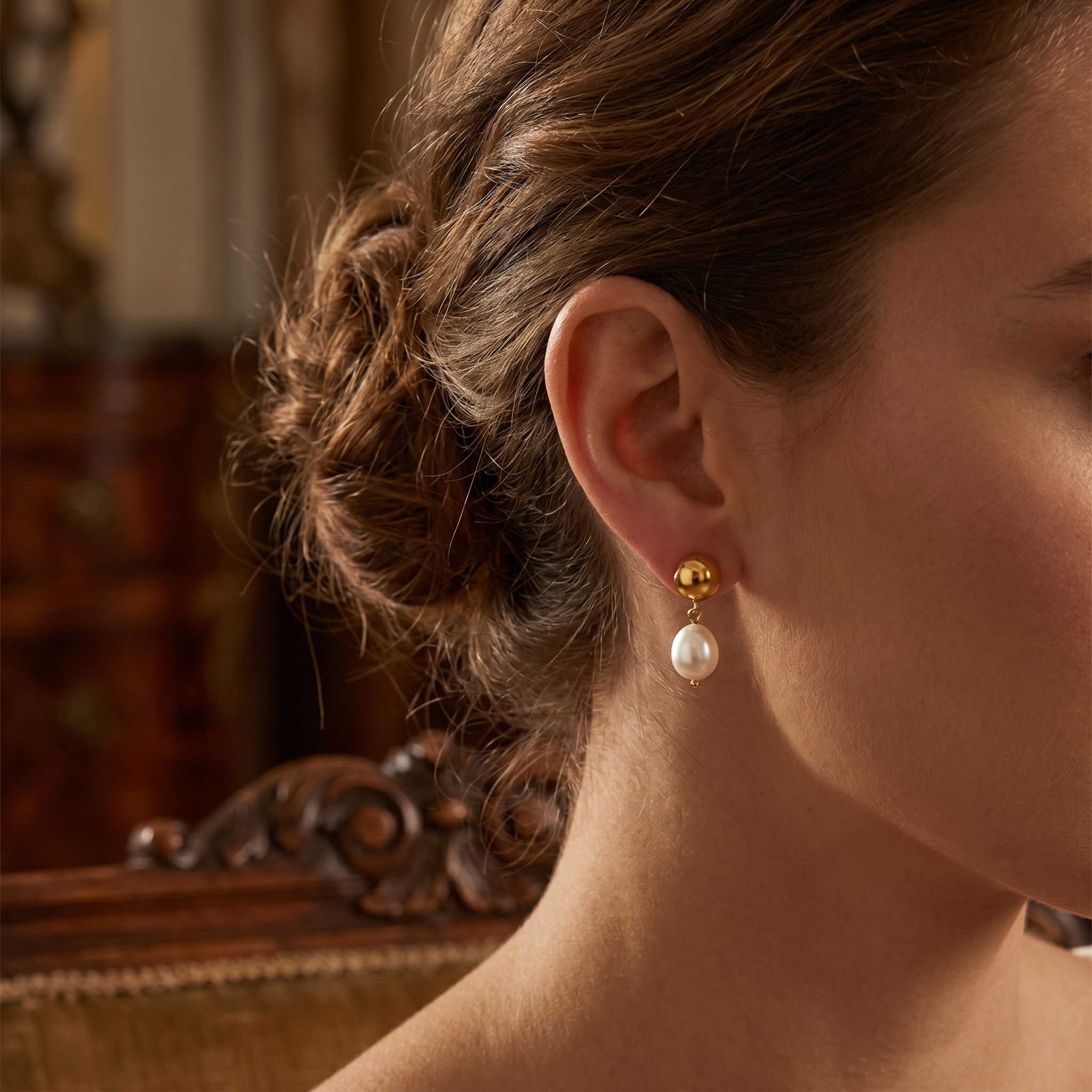 Milvanna-Cornelia Freshwater Pearl Earrings