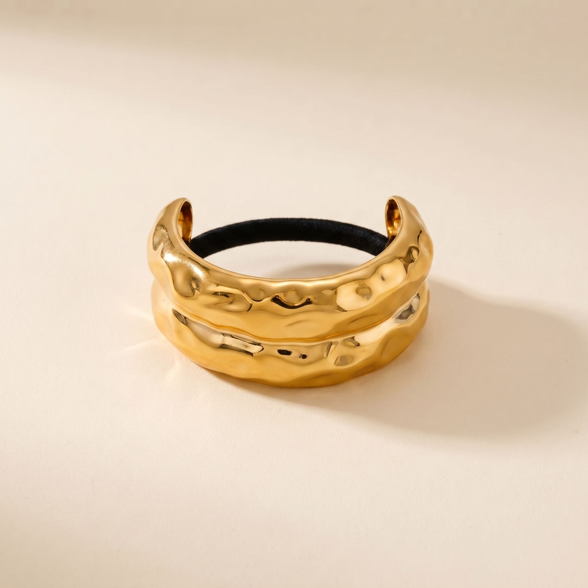 Milvanna-Double Hammered Arch Pony Cuff